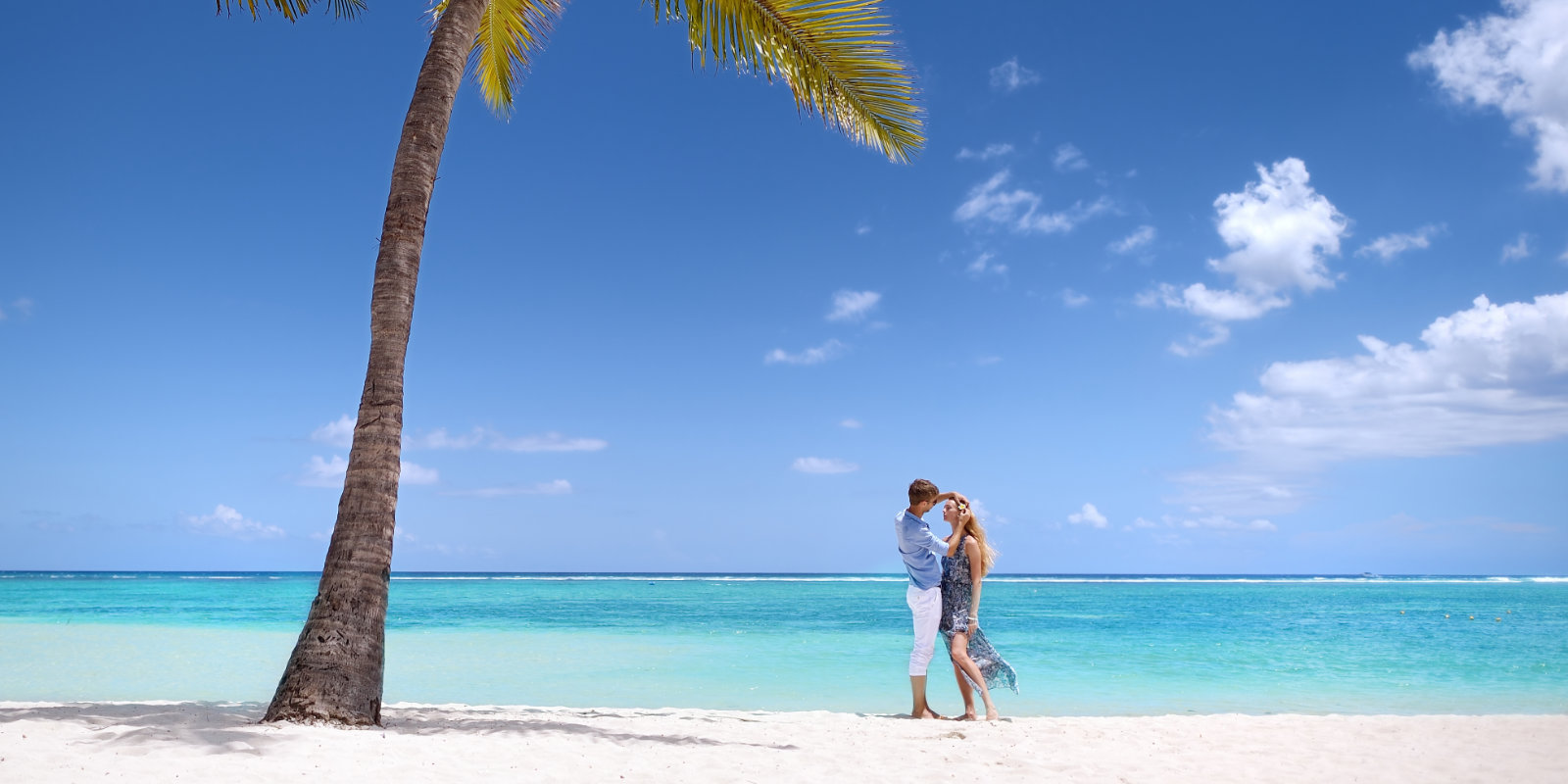 A thumbnail for the travel blog: Escapes Made for Romance