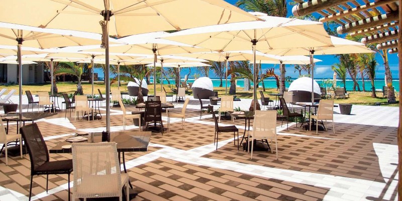 Exterior dining area at Maritim Crystals Beach Hotel, Mauritius