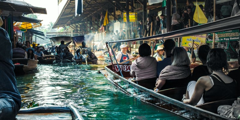 The Damnoen Saduak floating market in Thailand