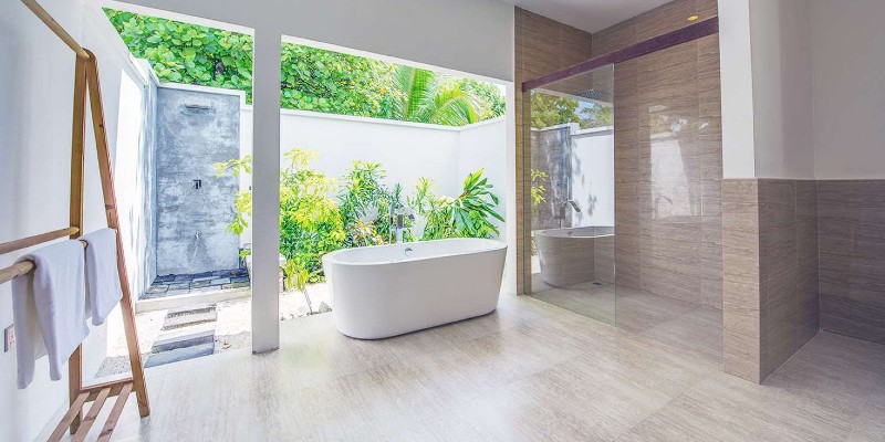 Bathe in the free-standing soaking tub 