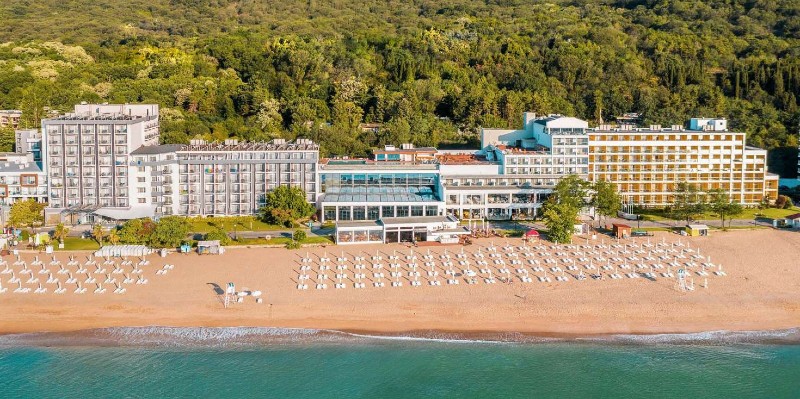 Grifid Encanto Beach, aerial shot