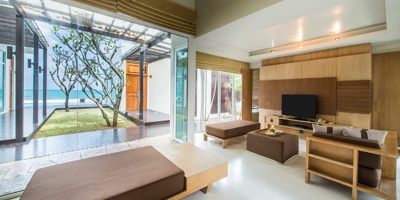 Modern, minimal villa design