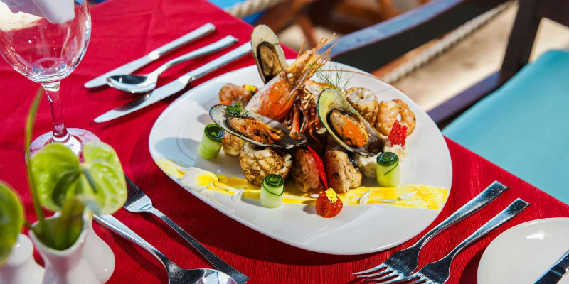 Sample the fresh seafood at Oceanic